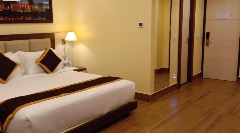 Hotel Rimi International 아가르탈라 외부 사진