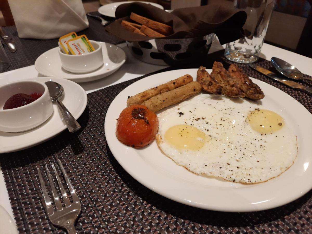 Hotel Rimi International 아가르탈라 외부 사진