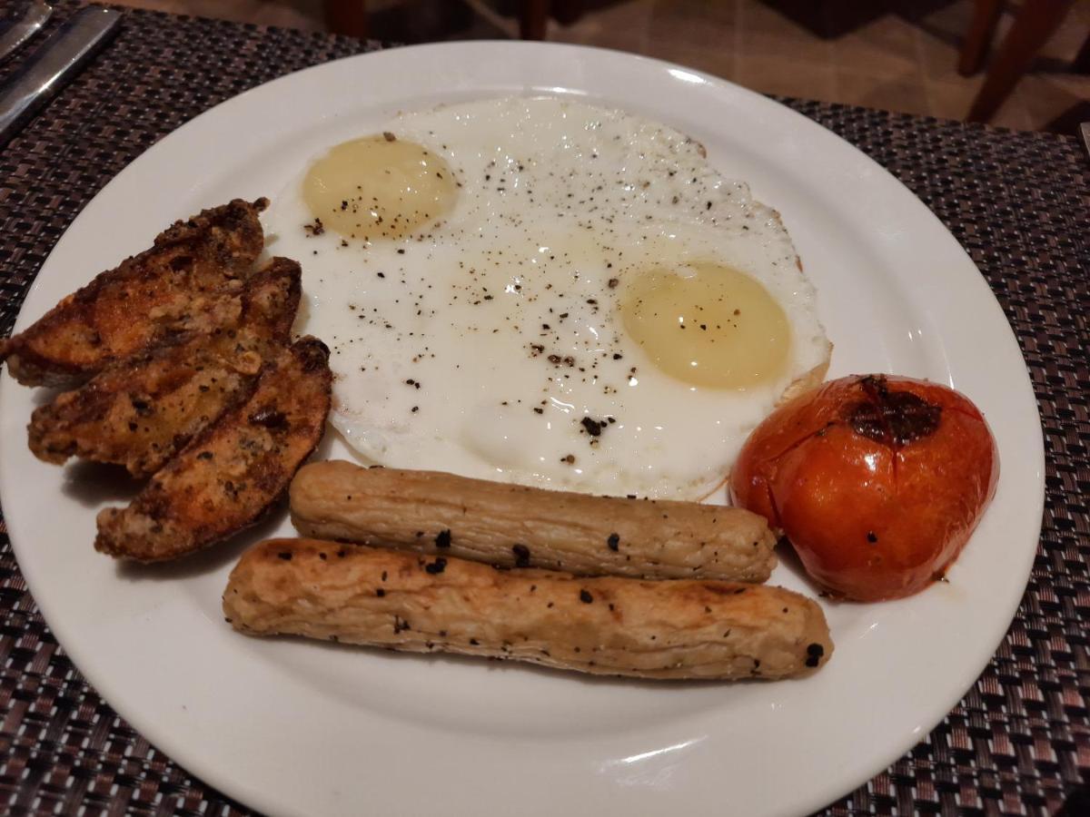 Hotel Rimi International 아가르탈라 외부 사진