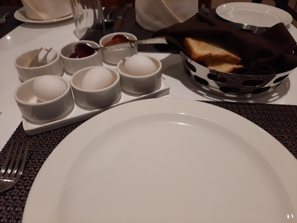 Hotel Rimi International 아가르탈라 외부 사진