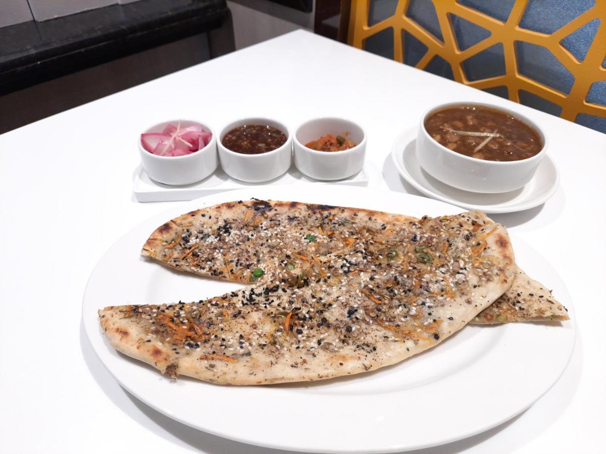 Hotel Rimi International 아가르탈라 외부 사진