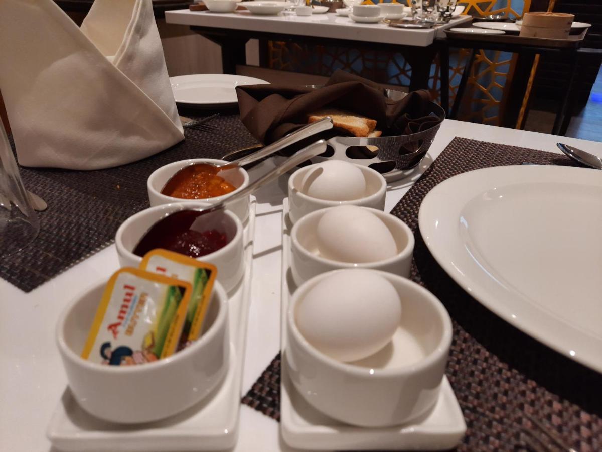Hotel Rimi International 아가르탈라 외부 사진